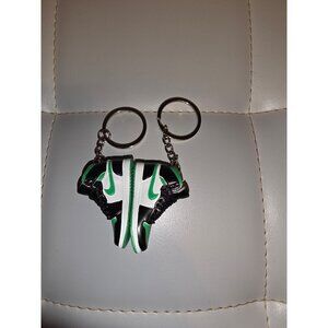 Mini Jordan 1 high keychain
